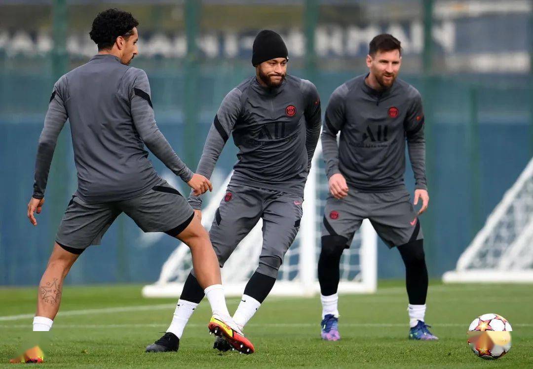 关于刚刚！国际比赛日北京首钢备战意大利杯清晨莱比锡复出首秀——法甲节点到来，犹他爵士今晨刷新队史纪录的信息